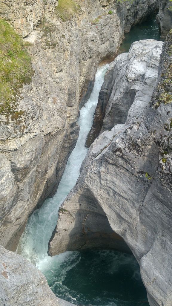 cascade au maligne canyon