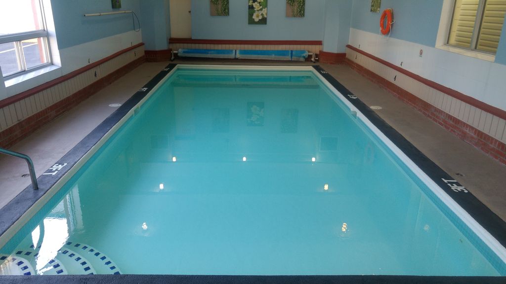 piscine hotel kamloops