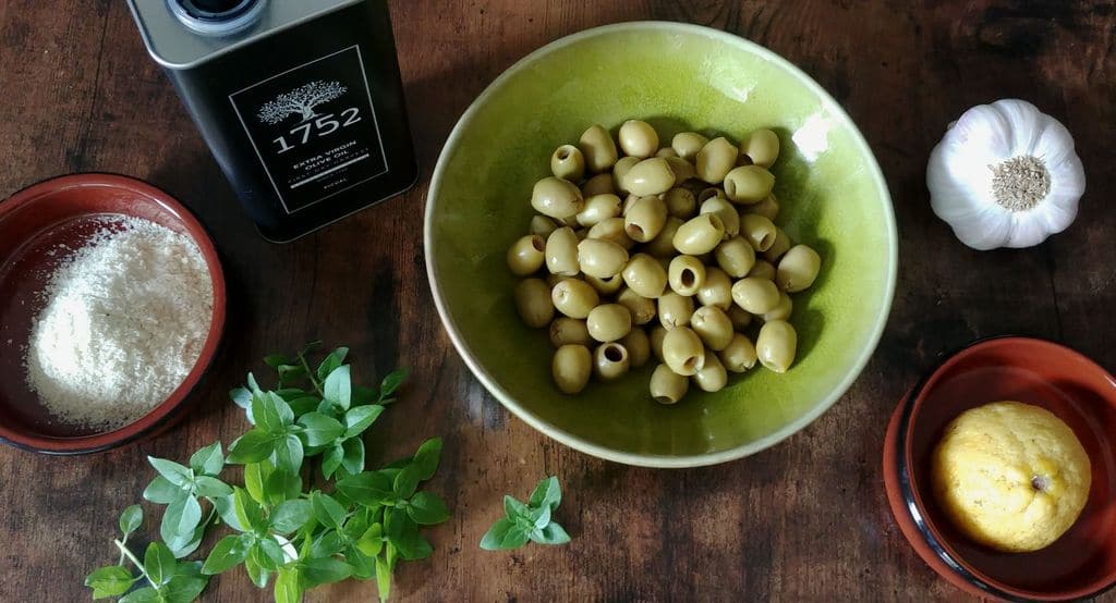 recette-pistounade-olive-amande-basilic