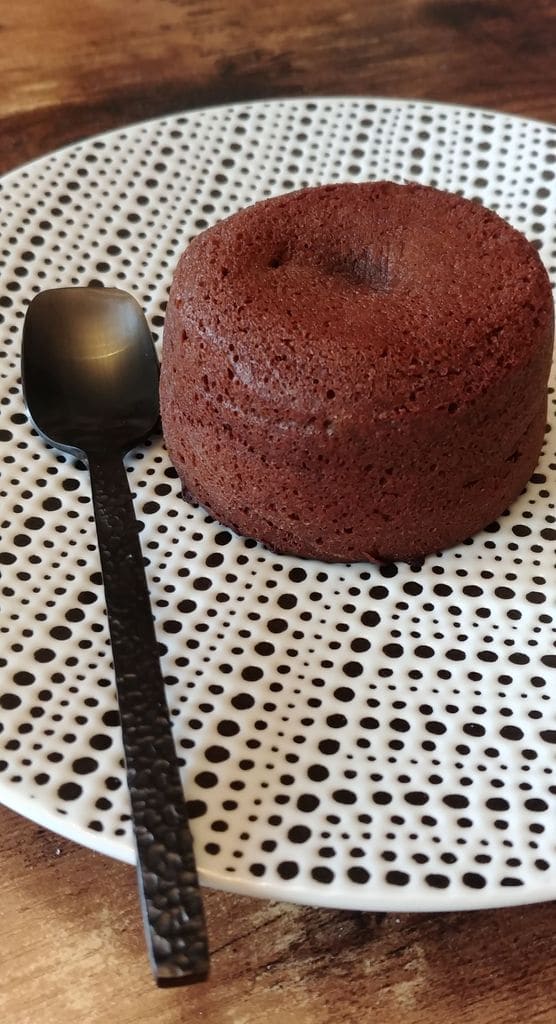 gateau individuel mi-cuit au chocolat et coeur coulant