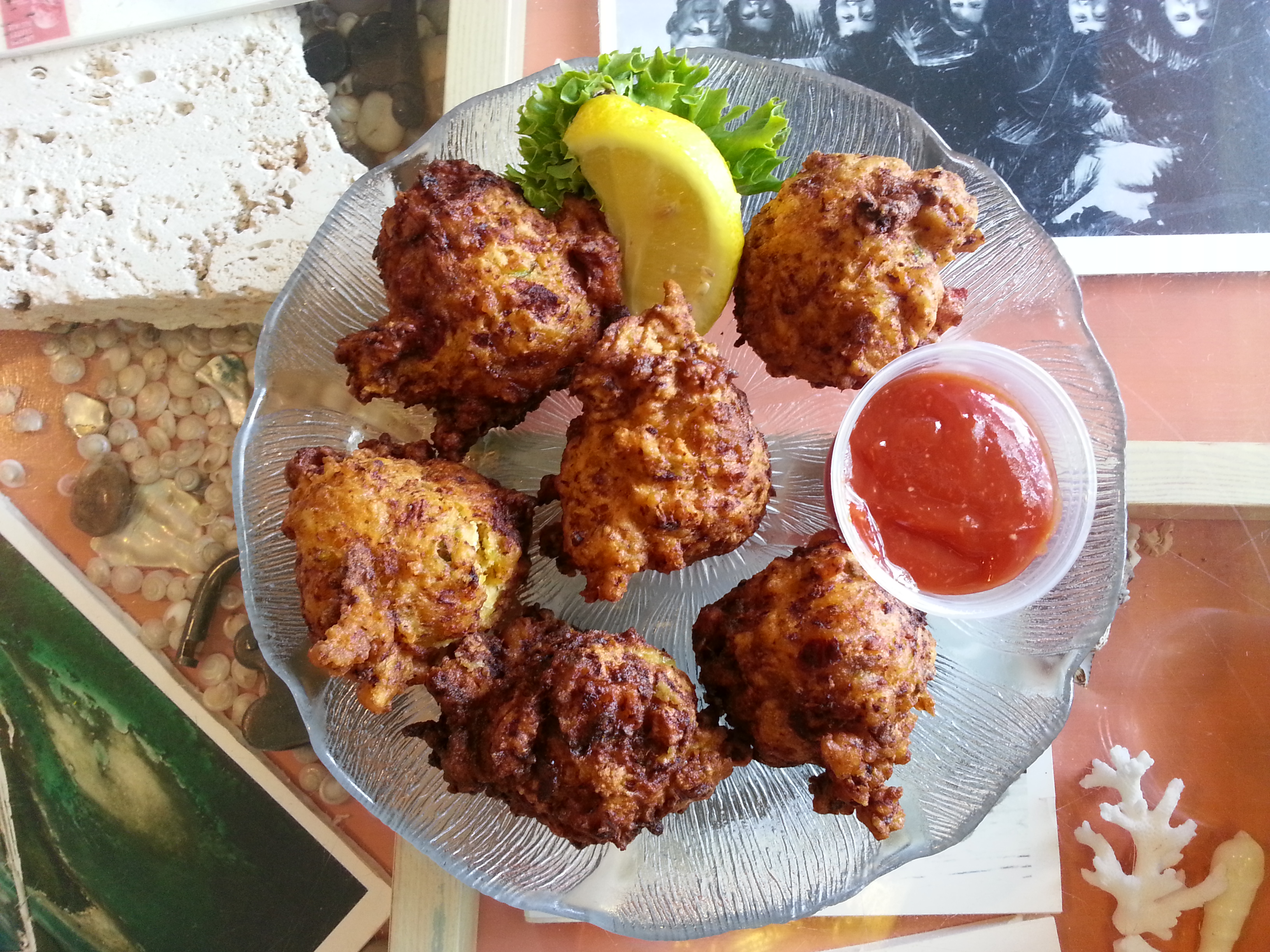 key largo mr macs kitchen conch fritters