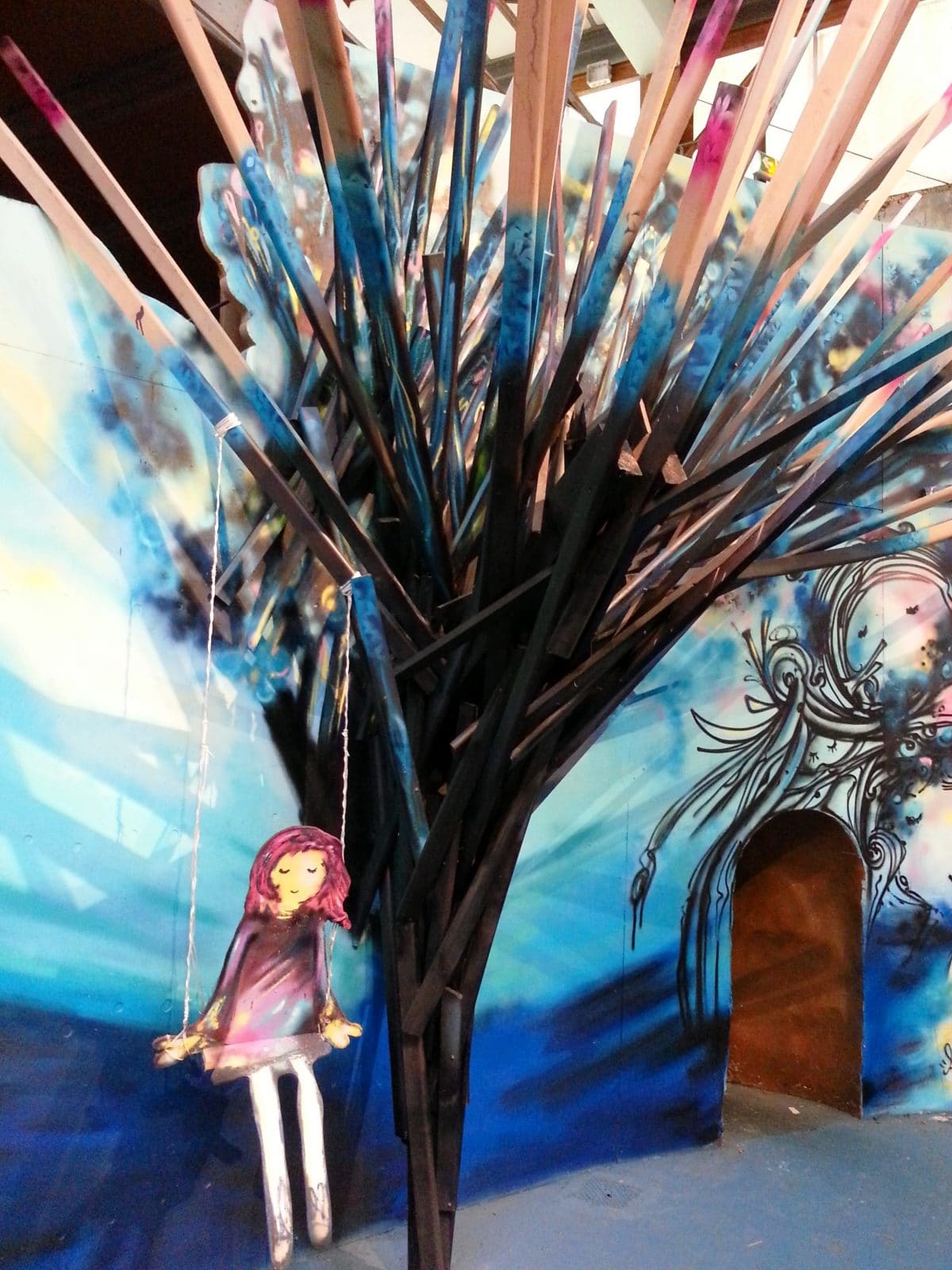 anis l'arbre enchanté street art la réserve malakoff