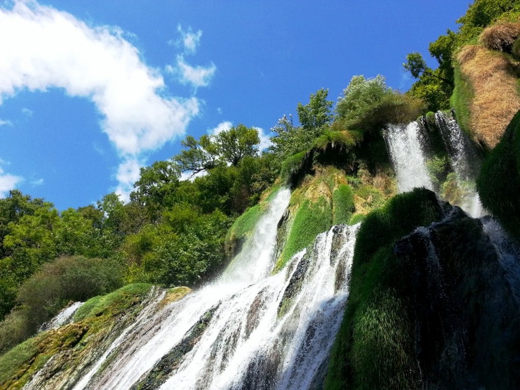 cascade glandieu vue du bas 1h de lyon