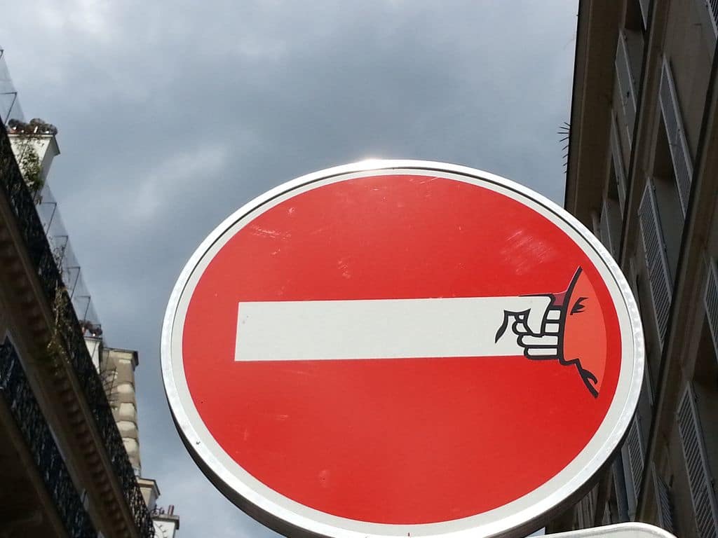 clet-interdit-street-art-paris