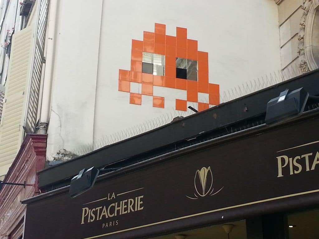 space-invader-paris-street-art