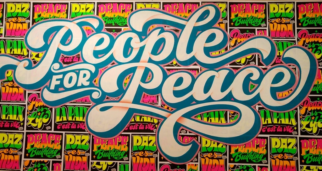 people-for-peace-street-art-mac-lyon