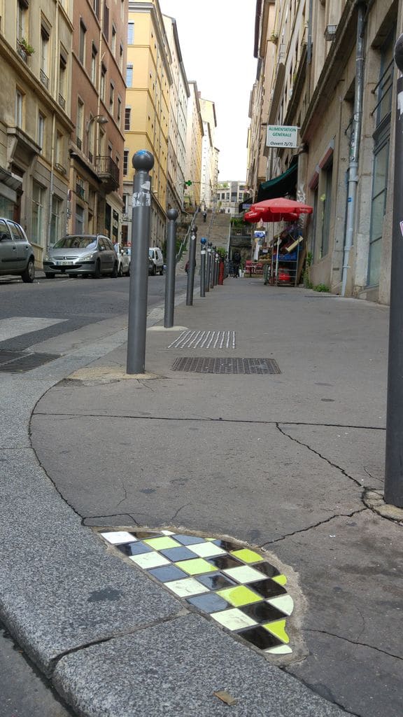 ememem-street-art-pentes-lyon