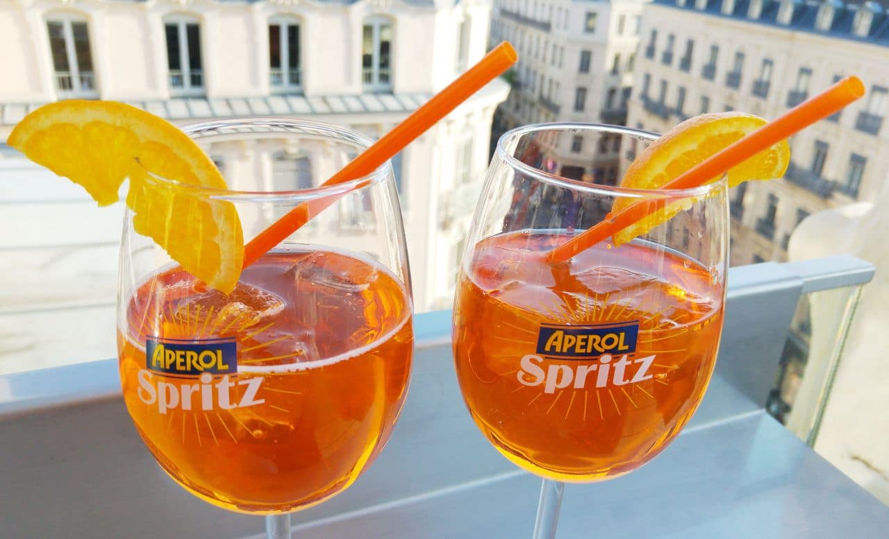 aperol spritz bar original lyon