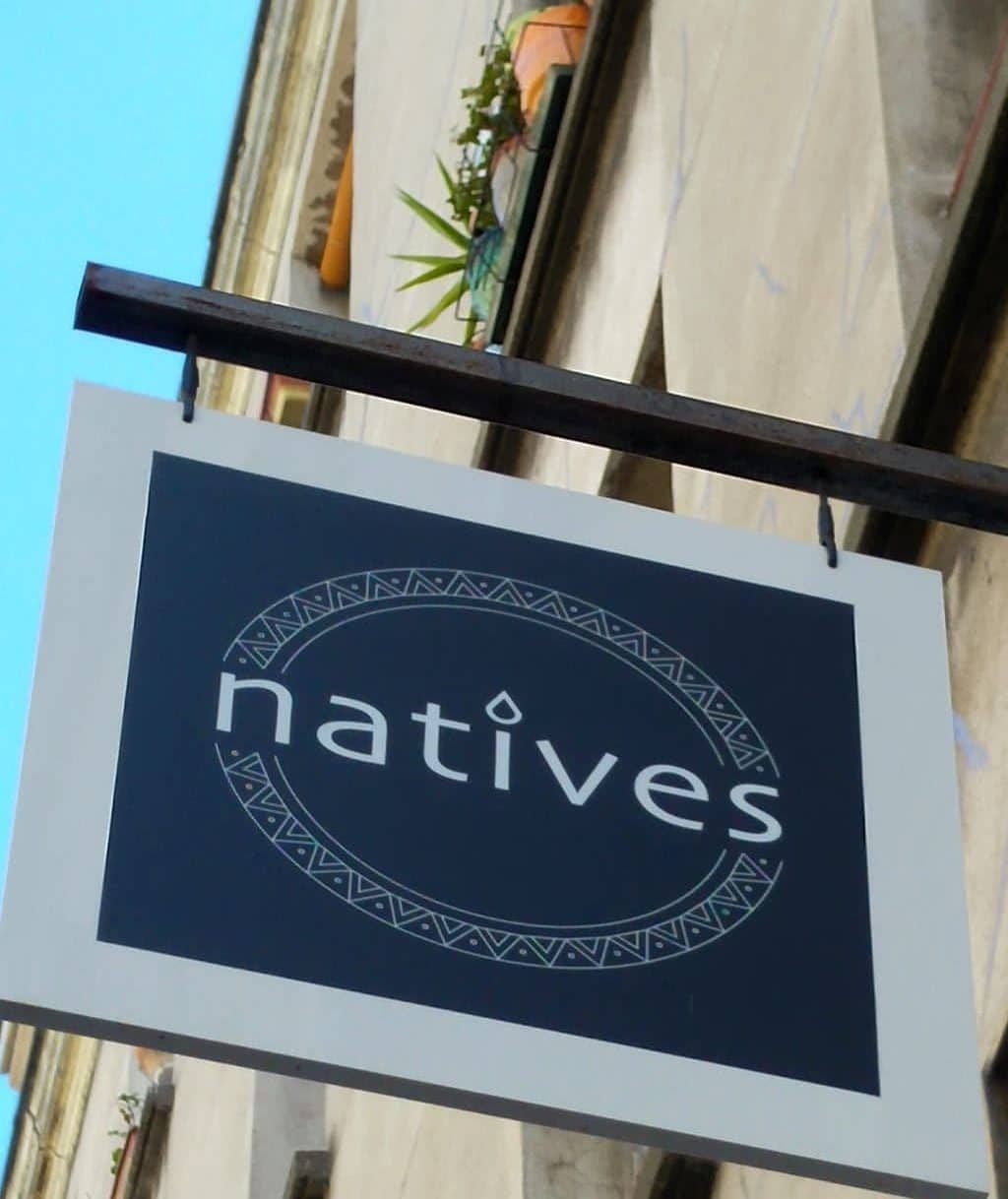 natives meilleur poke bowl canal saint martin paris