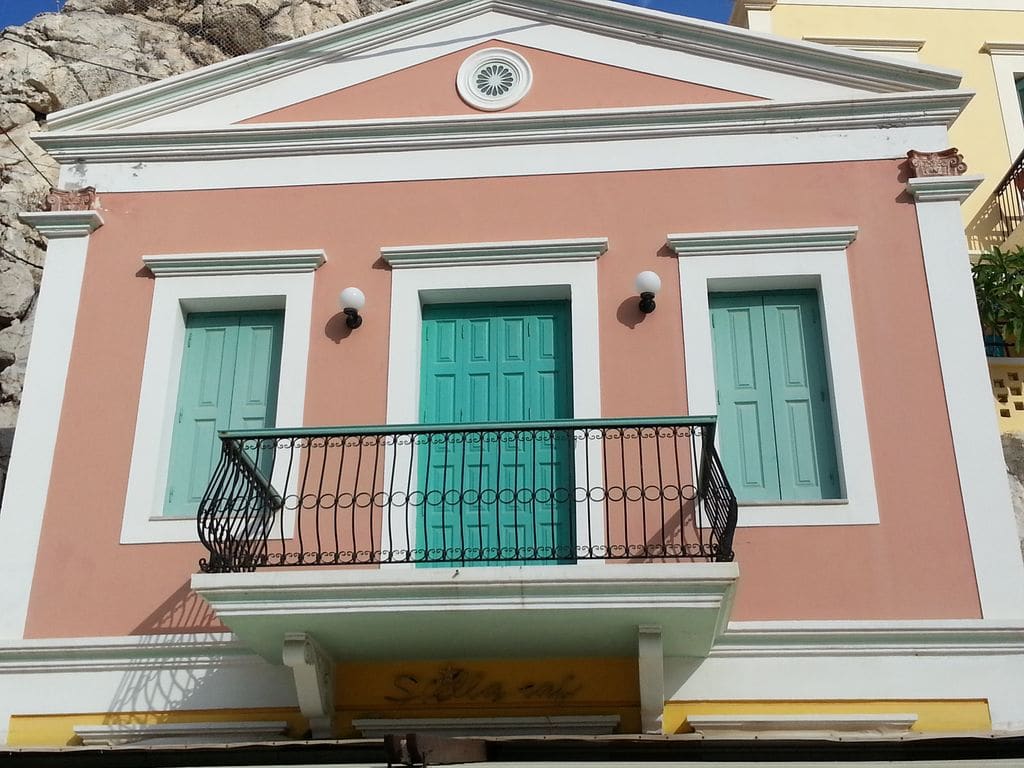 symi port