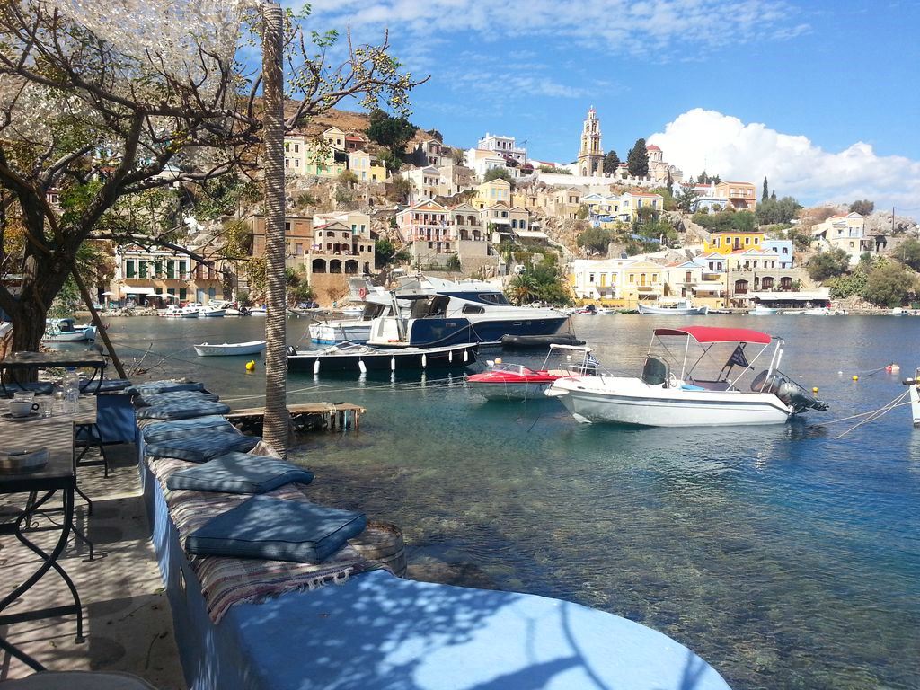 symi tsati bar cafe