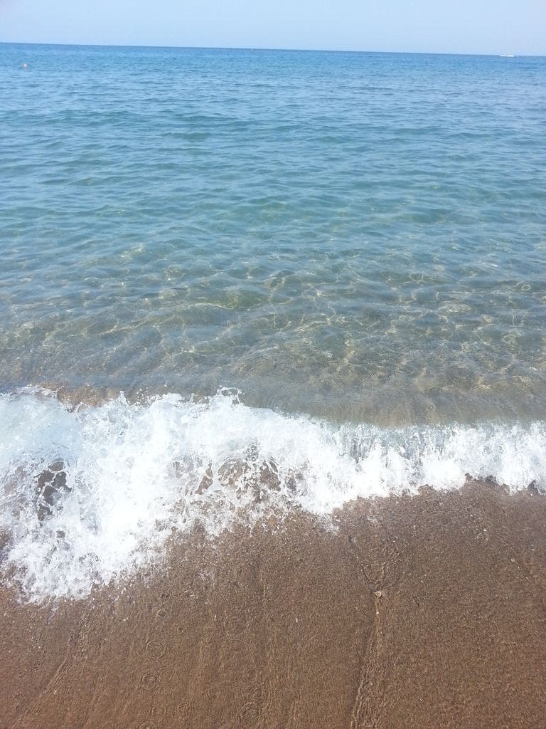tsambika beach eau transparente et chaude rhodes