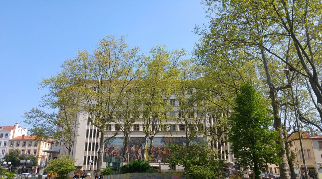 happycurio bourse du travail amuse bouche lyon midi