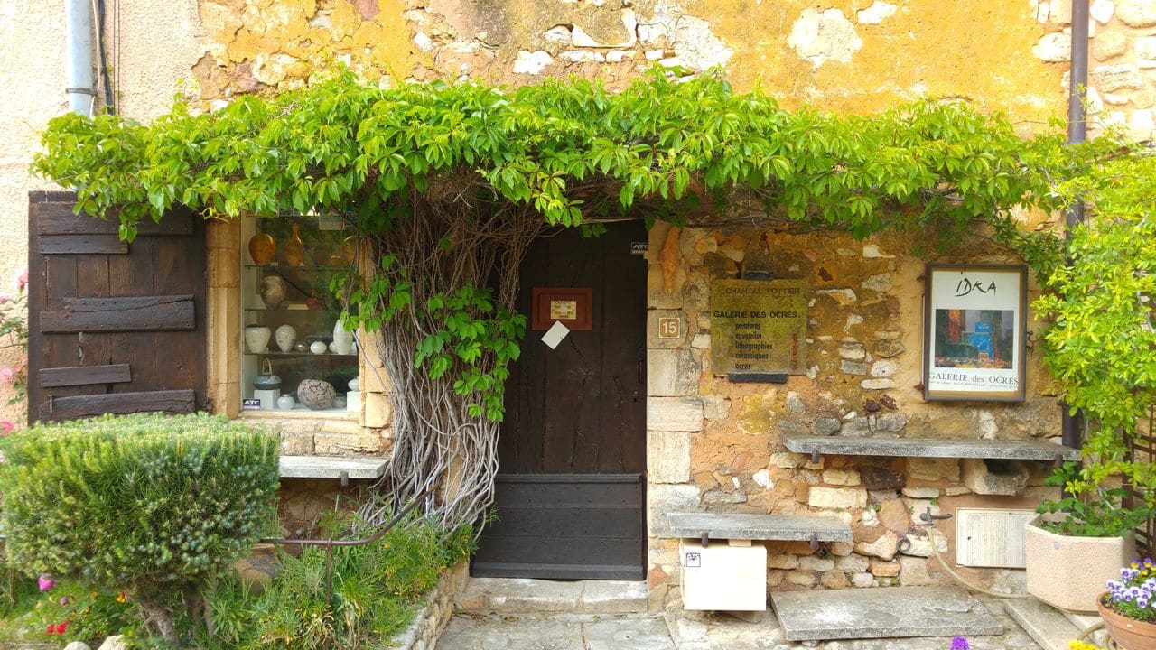 happycurio roussillon balade ocre plus beaux villages de france