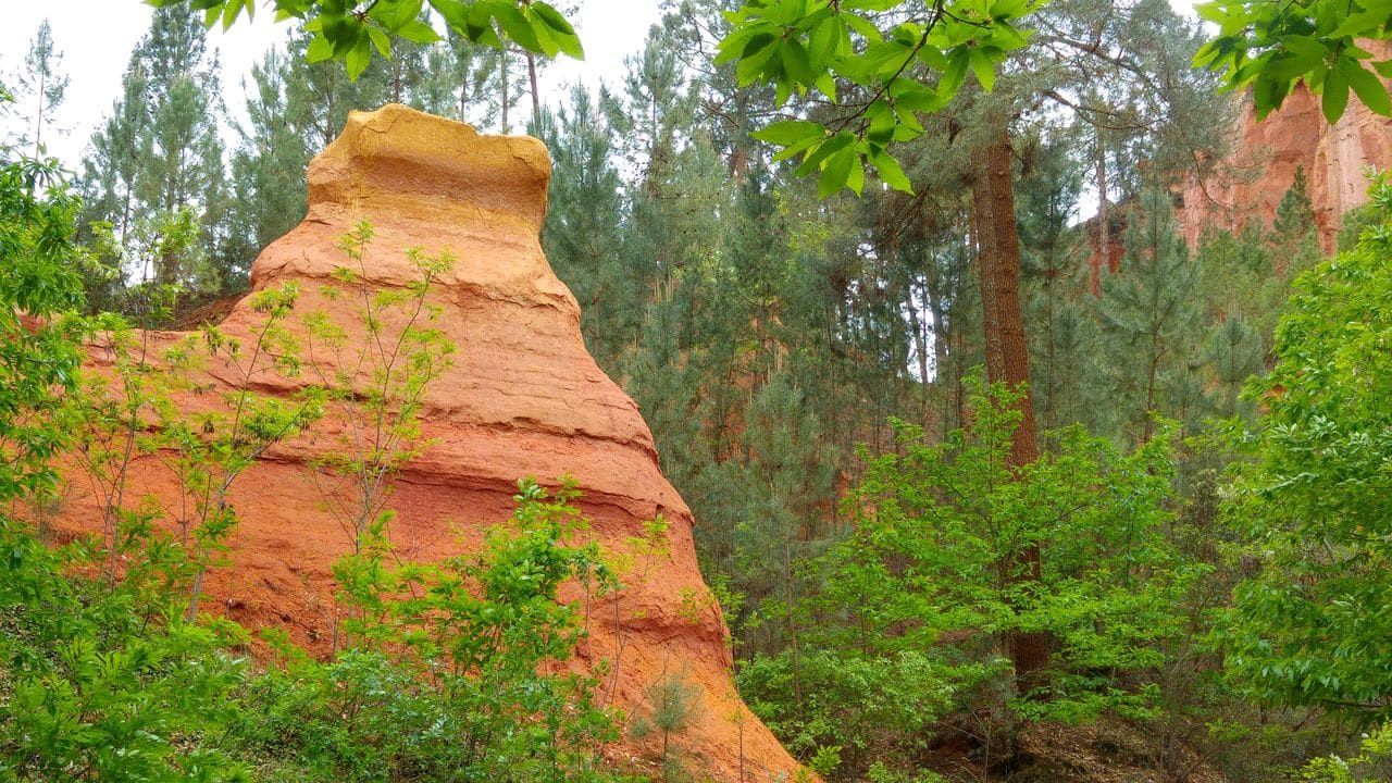 happycurio formation geologique ocre roussillon