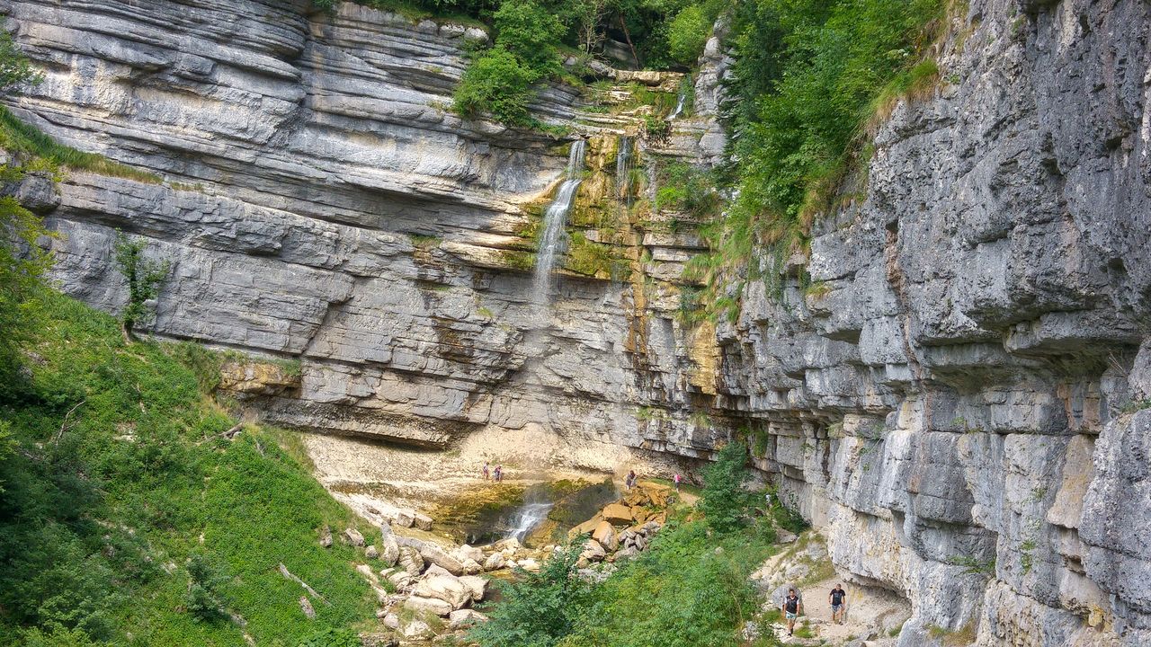 happycurio cascades herisson lac jura tourisme