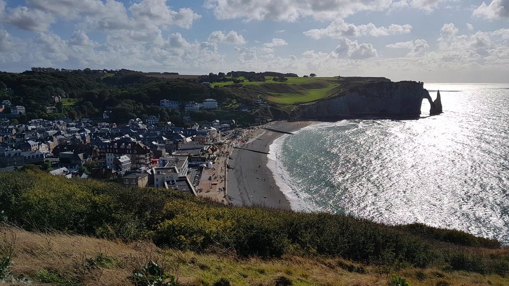 happycurio etretat falaises chapelle notre dame