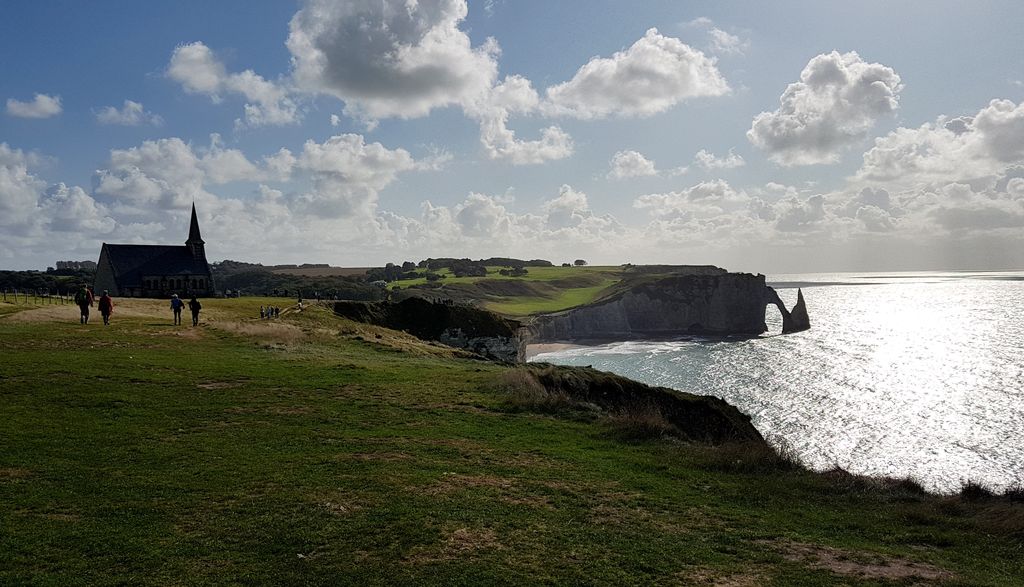 happycurio etretat falaises cote albatre craie seine maritime haute normandie