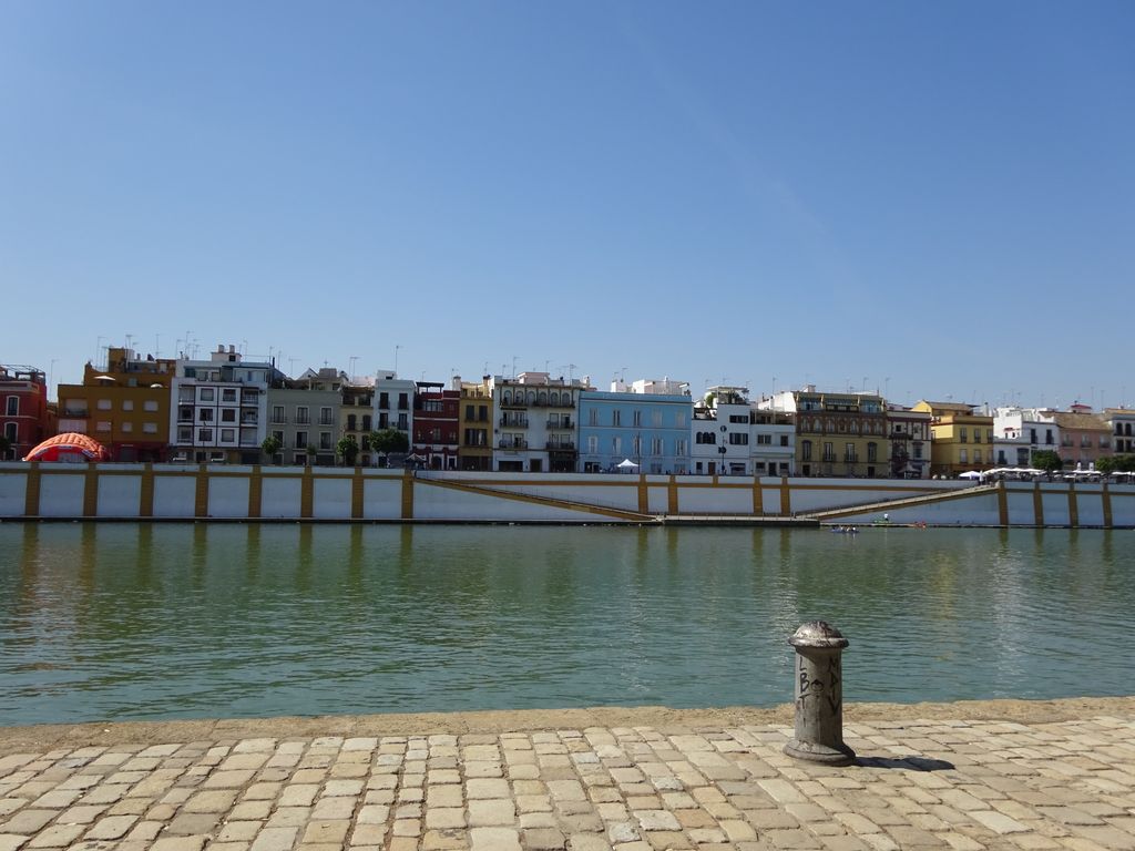 promenade guadalquivir seville