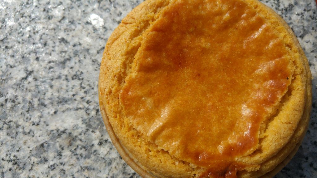 happycurio gateau basque paries a la creme rhum amande