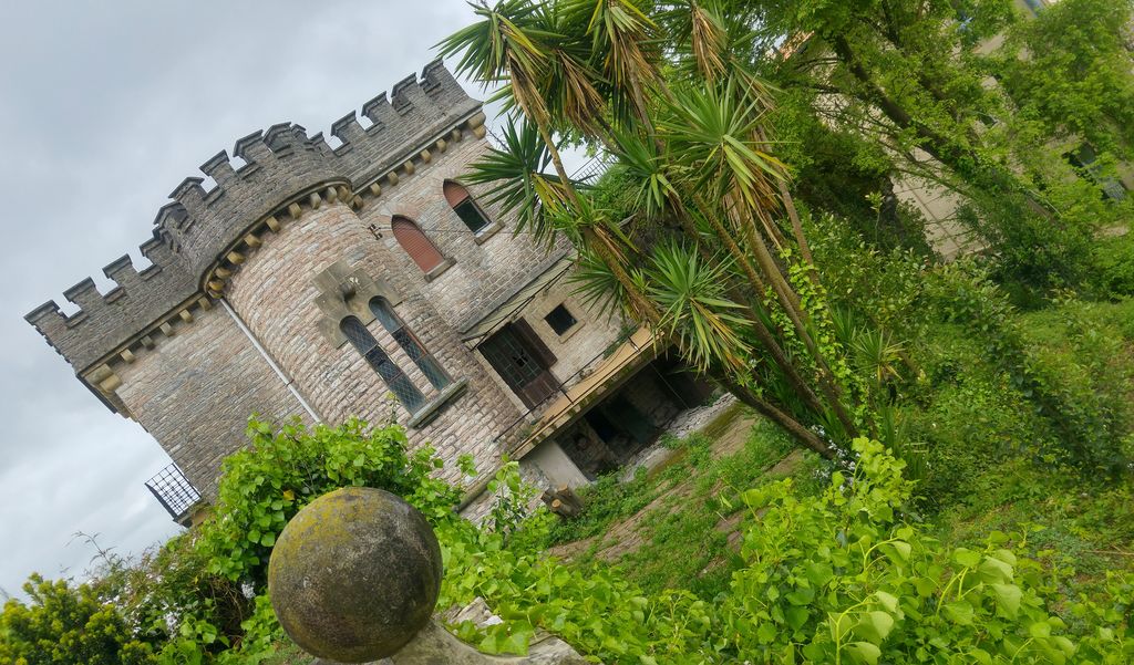 hondarribia santa maria chateau