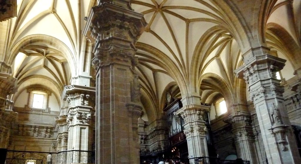 happycurio donostia basilique