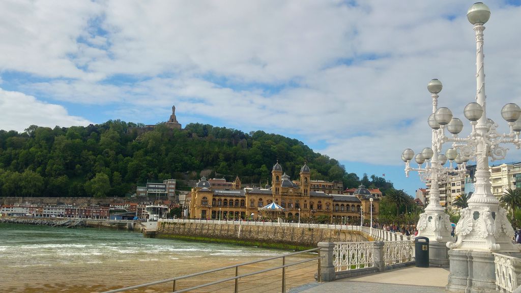 san sebastian pays basque promenade concha