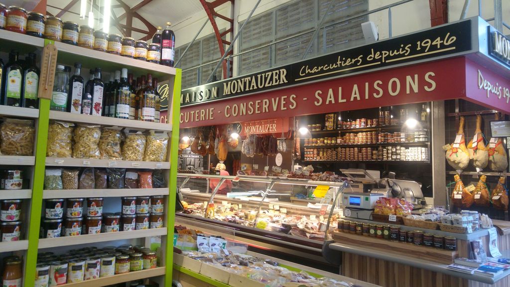 happycurio biarritz halles marché couvert