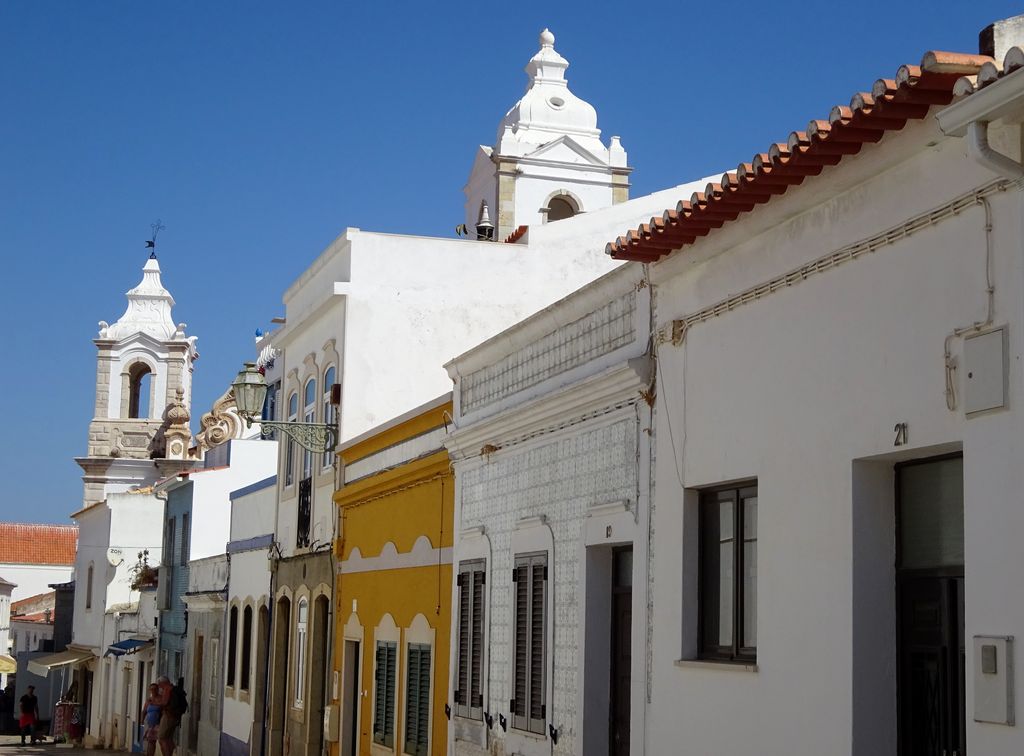 happycurio dans les rues de lagos sejour algarve