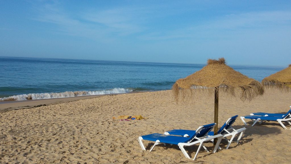 happycurio plage faro algarve