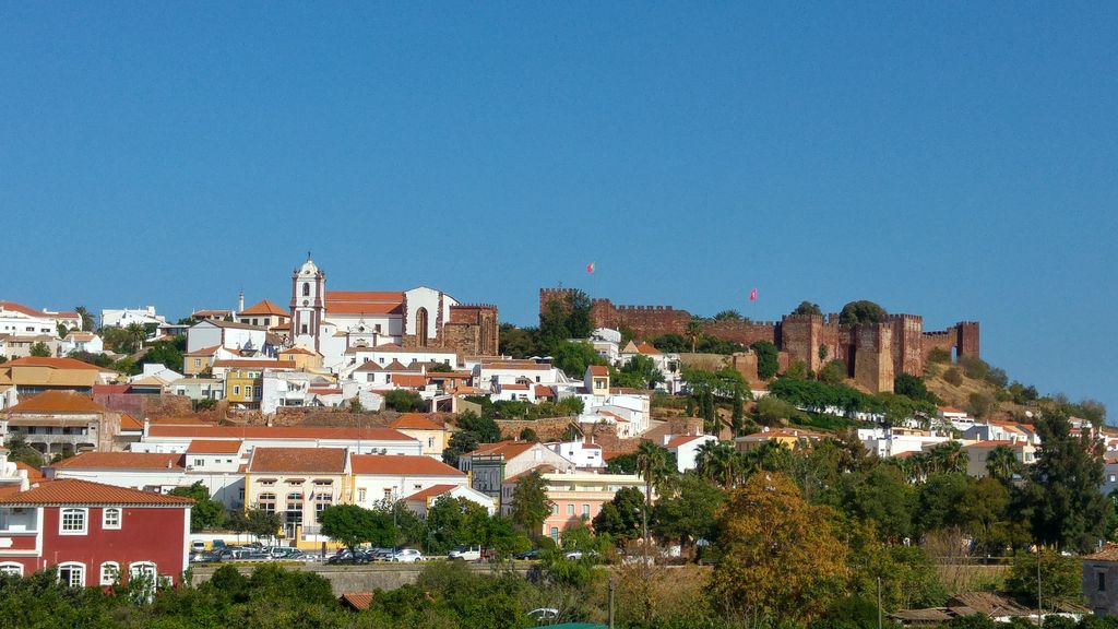 happycurio silves village