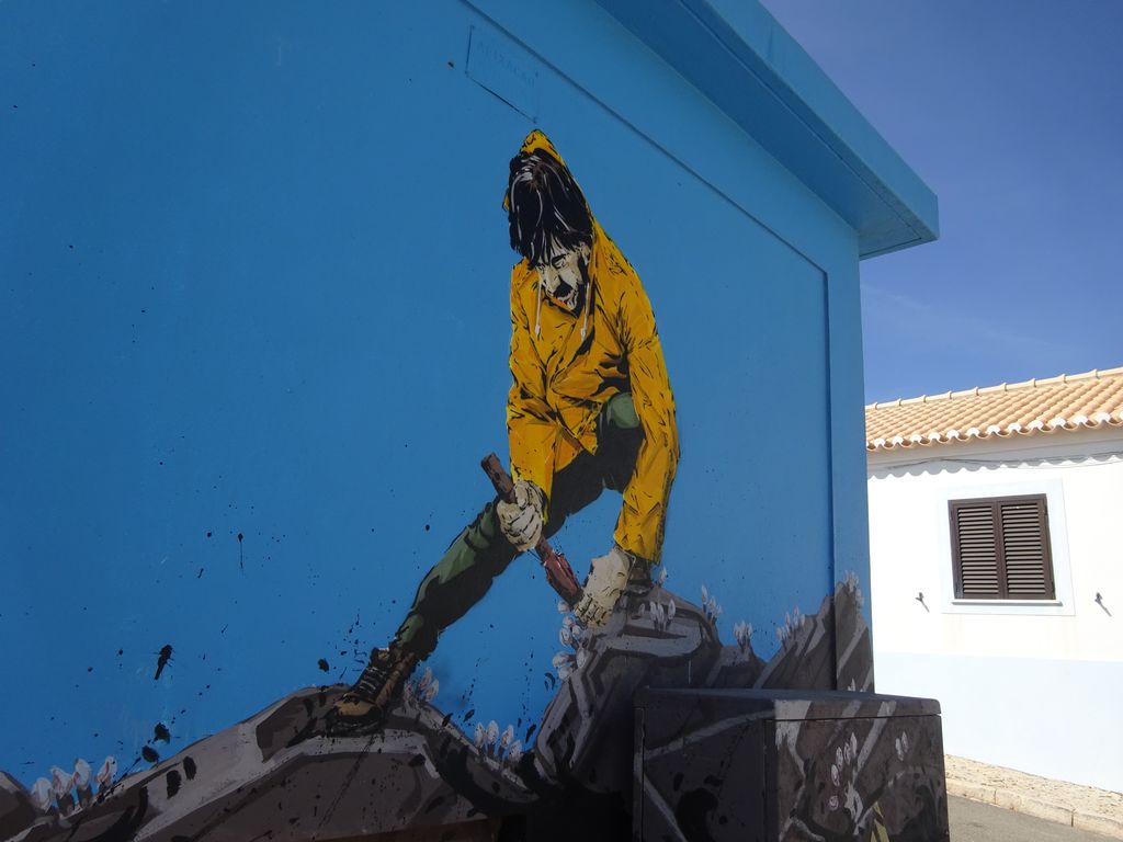 happycurio vila do bispo street atr portugal