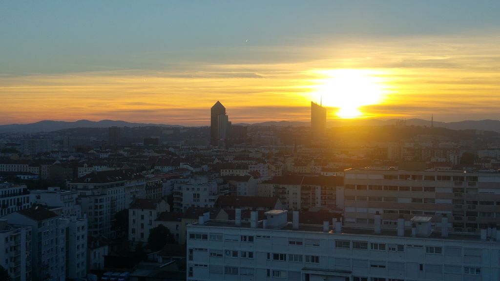 happycurio sur place ou a emporter vue panoramique lyon