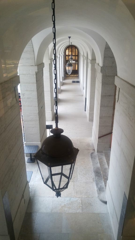 vestibule grand hotel dieu lyon