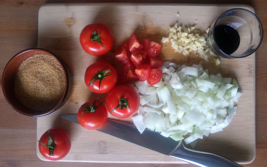 ingrédients pour ketchup maison