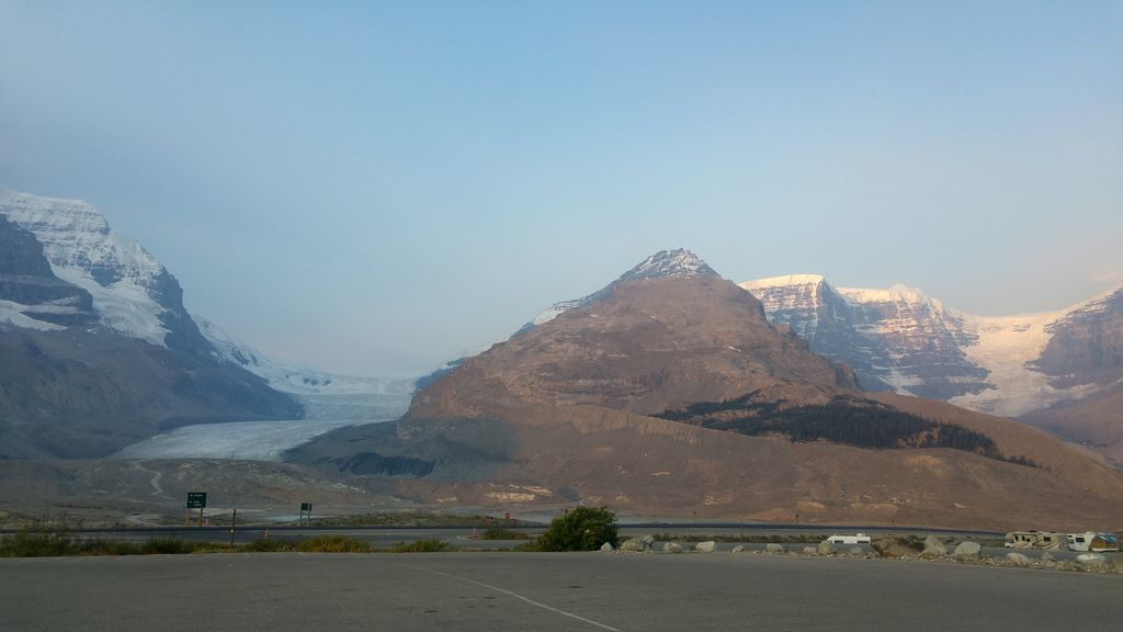 columbia icefield banff