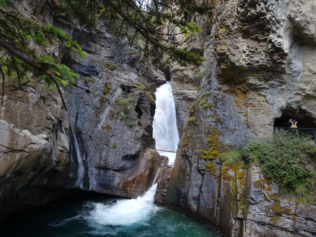 johnston canyon