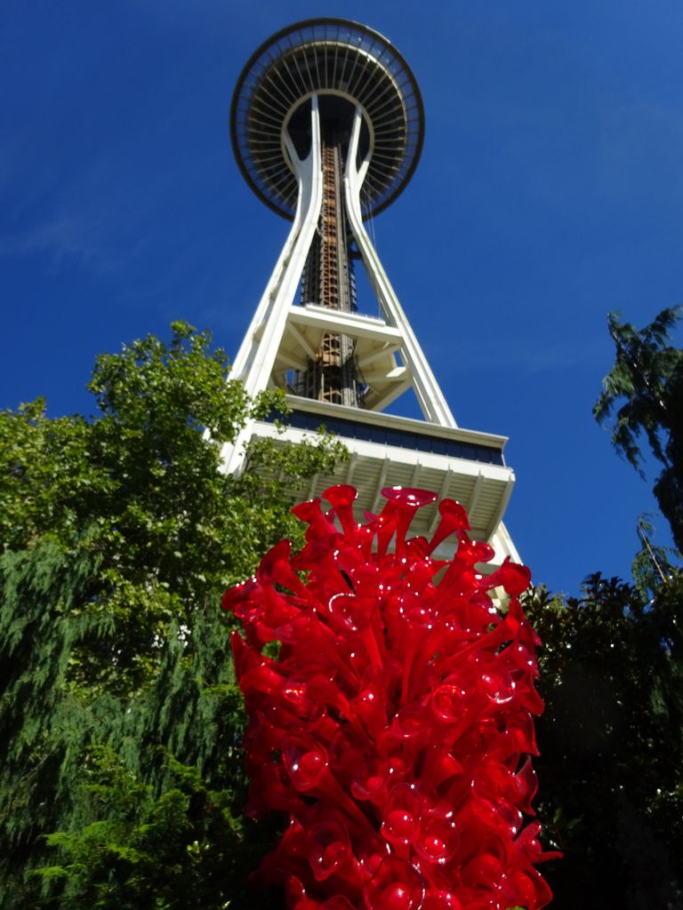 space needle chihuly garden
