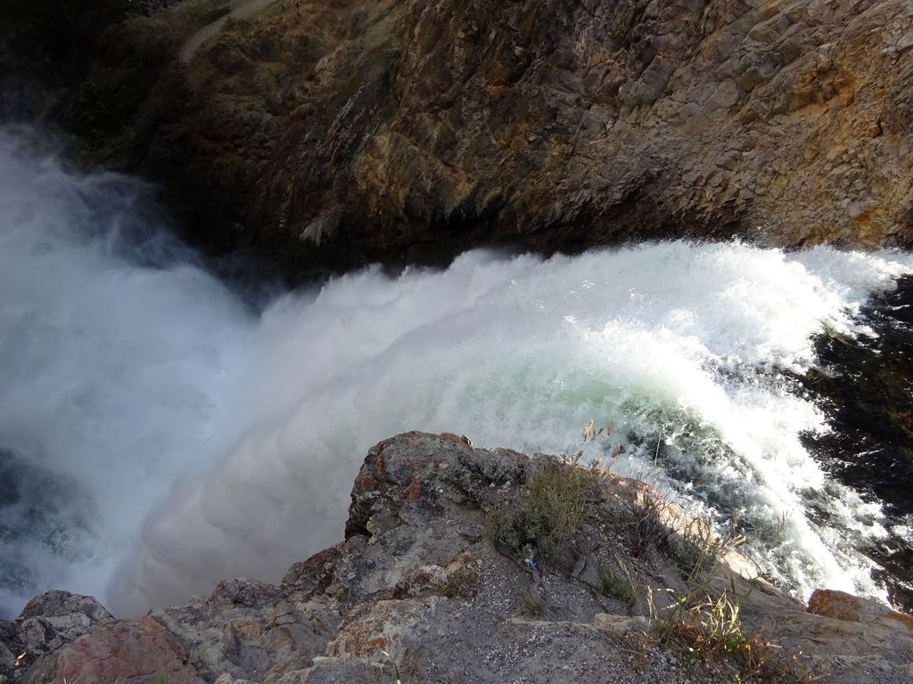 waterfall yellowstone national park