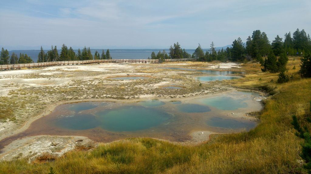 west thumb geyser basin us