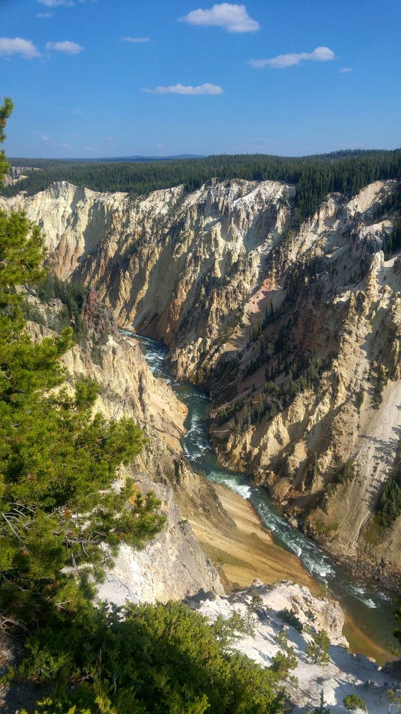 yellowstone canyon usa