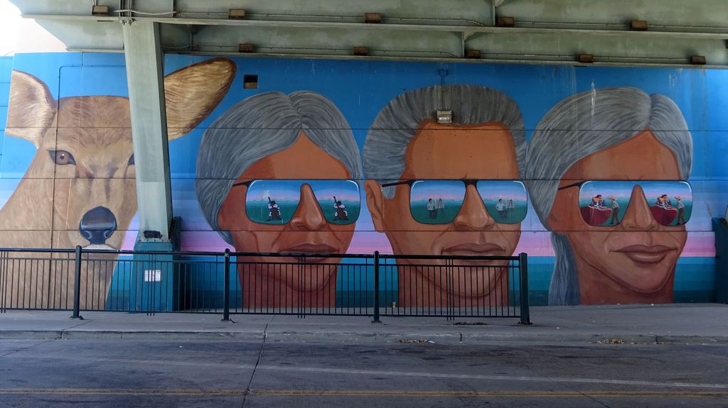 denver street art pont confluence