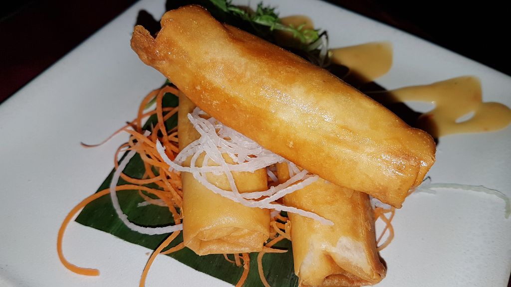 spring rolls 3 monkeys sanur