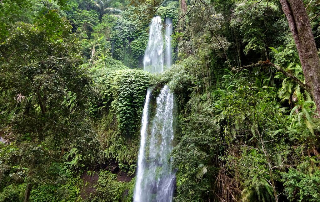 sendang gile cascade rinjani national park