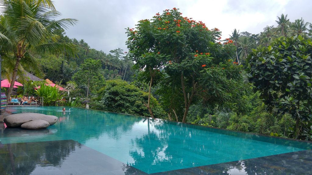 piscine a debordement a bali