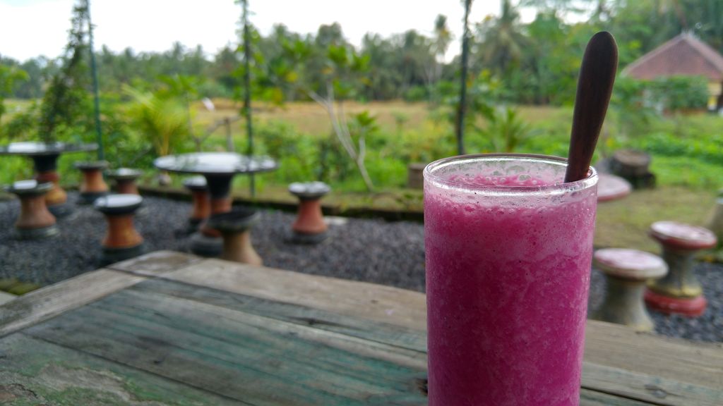 jus de fruit du dragon au sweet orange warung ubud