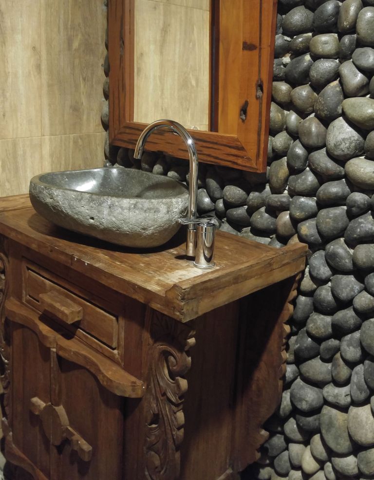 salle de bains de la villa lestaru ubud
