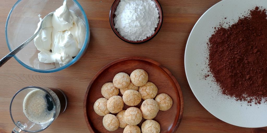 ingredients pour truffes tiramisu vus du dessus