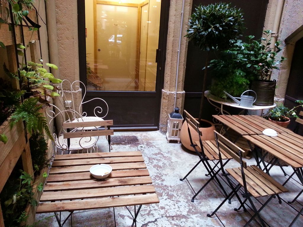 terrasse interieure des cafetiers a lyon