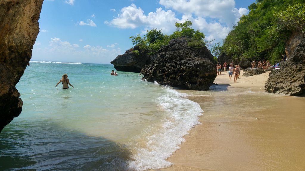 plage de padang padang bali